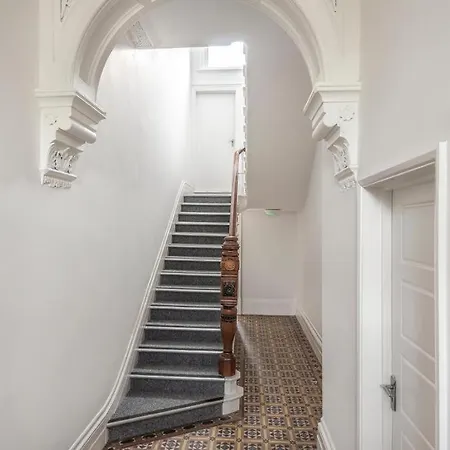 Galileo Penthouse, Racecourse, Unit